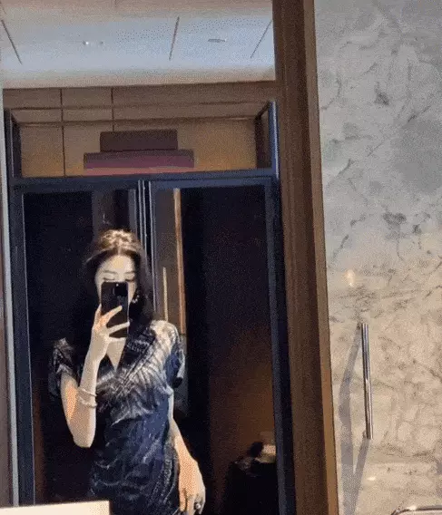 ‘AI 모델’ 즈엉 투이 린. VN익스프레스