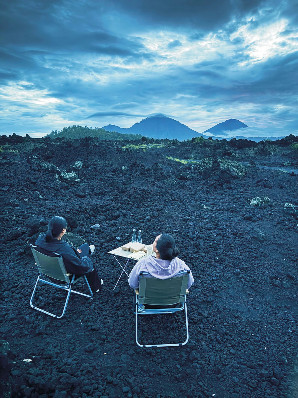 만다파 리츠칼튼 리저브에서 제공하는 화산 투어 프로그램. 해시컴퍼니 제공