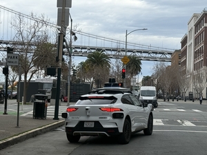 AI 끝판왕 ‘갤S26’… 앱 없이도 택시 부르고 최적 동선 추천