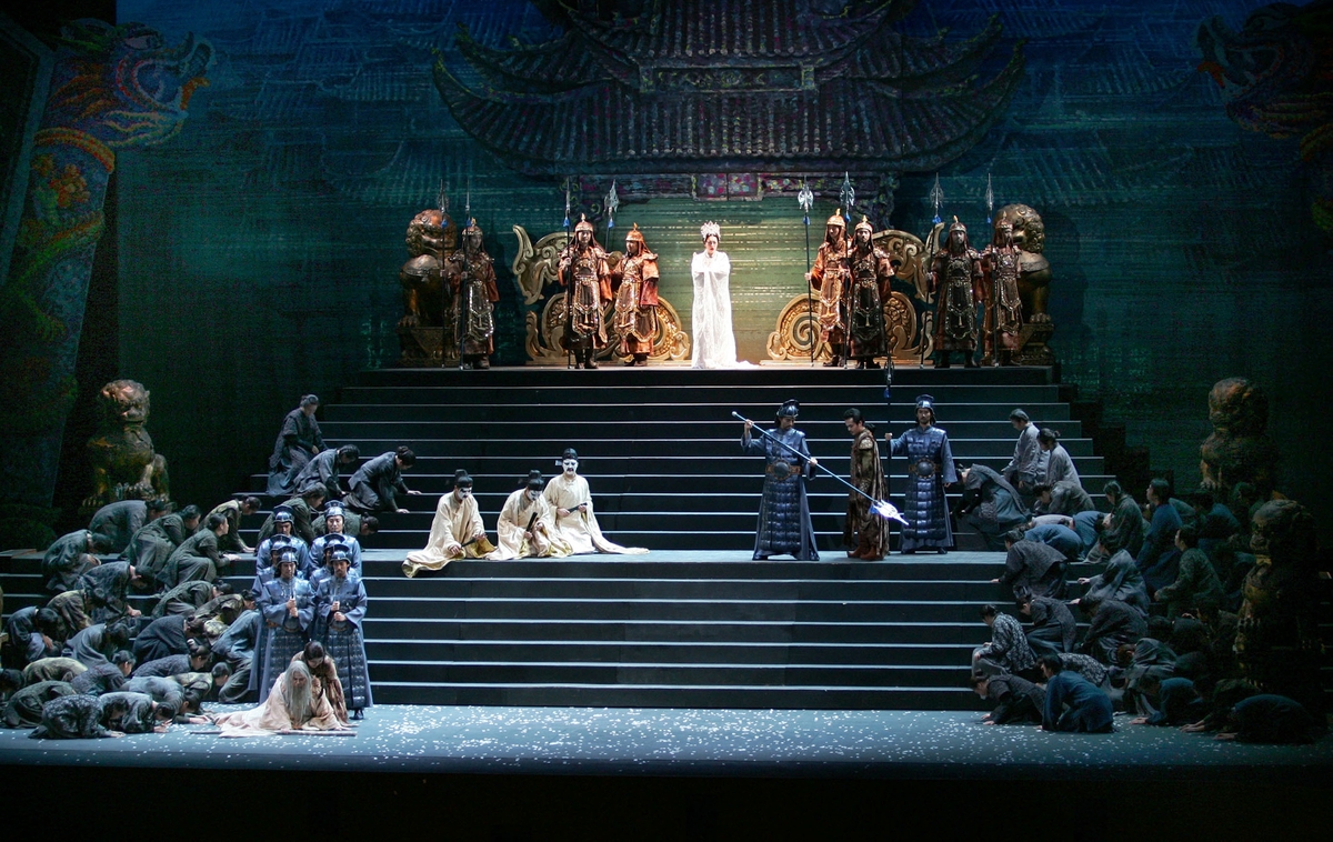 오페라 ‘투란도트’ 100주년 기념 무대 관련 이미지