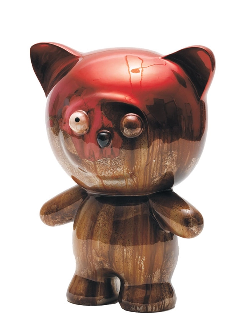 ‘기생충-붉은색 원더 플로’(2022)는 위아래를 다른 색과 질감으로 마무리했다. 세상은 다양한 사람들이 더불어 살아가는 곳임을 상징한다.