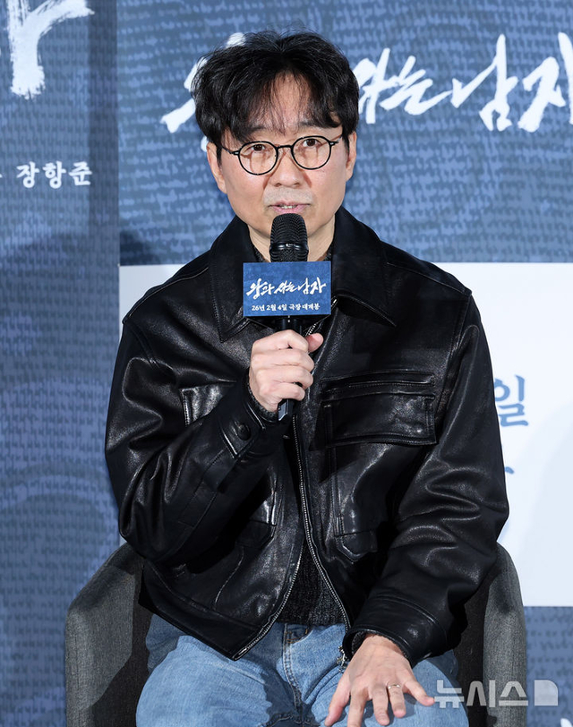 인사말 하는 장항준 감독