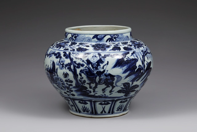 원나라 때의 청화백자 ‘귀곡자 하산문 지통(纸筒)’. 황실에서 두루마리 종이 등을 보관할 때 사용한 것으로 추정된다. 전국시대의 사상가 귀곡자(鬼谷子)가 포로를 석방하기 위해 산에서 내려오는 장면이 그려졌다.