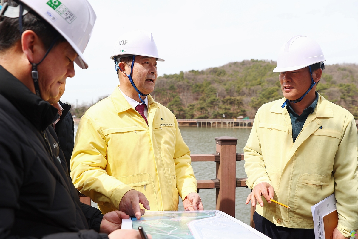 김성제 의왕시장 "그린벨트를 지켜라"...무단 절·성토 집중 단속 - 뉴스 썸네일 이미지
