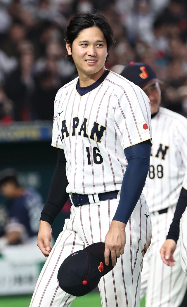 7일 일본 도쿄돔에서 열린 2026 WBC 조별리그 C조 2차전 대한민국과 일본의 경기. 8-6으로 승리한 일본의 오타니가 기뻐하고 있다. 연합뉴스