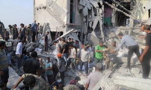 이란 초등학교 인근 폭격 영상 공개…美군 소행 추정