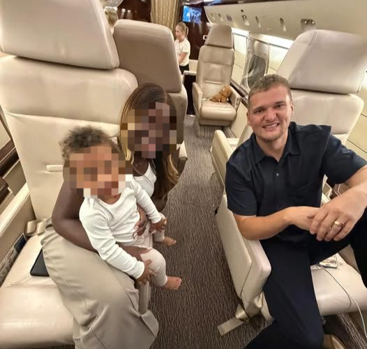 새뮤얼 리즈의 가족. 페이스북