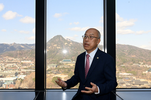 “정책 법제화 자문기능 키우되… 법리 문제엔 ‘정부내 야당’ 역할”[현안 인터뷰]