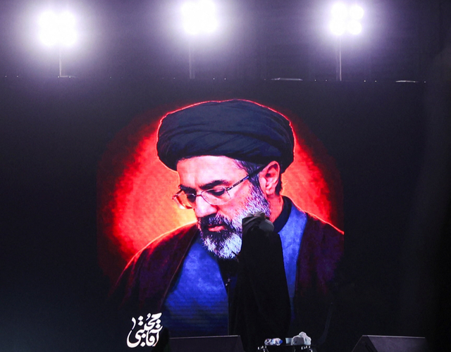 “새 이란 지도자 모즈타바 이미 사망 가능성” 중동전문가의 분석