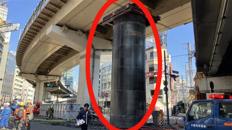 “슈퍼마리오냐” 지하에서 갑자기 솟아오른 파이프에 당혹