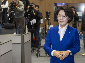 ‘명·추 연대는 또 뭐지?’…추미애 “李대통령 유언비어 집요, 명·추 연대로 맞섰다”