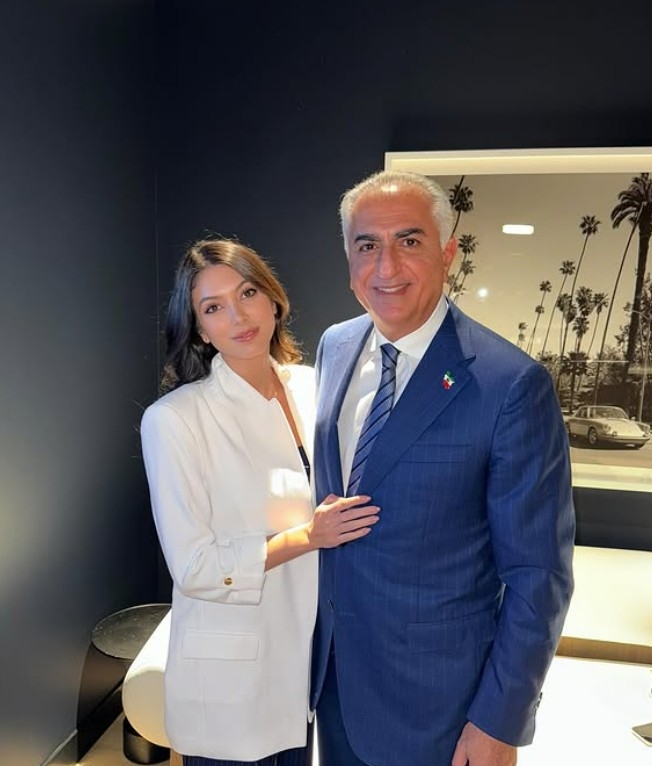 이란 마지막 왕세자 딸, ‘반전의 모습’…누르 팔라비, 반 이란 정권 시위 활동