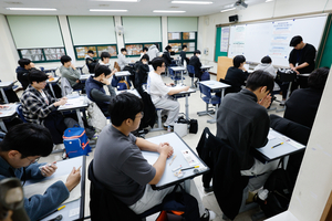 올해 수능, 과탐 응시 ‘역대 최저’ 전망…“과목 간 응시 불균형에 혼란”