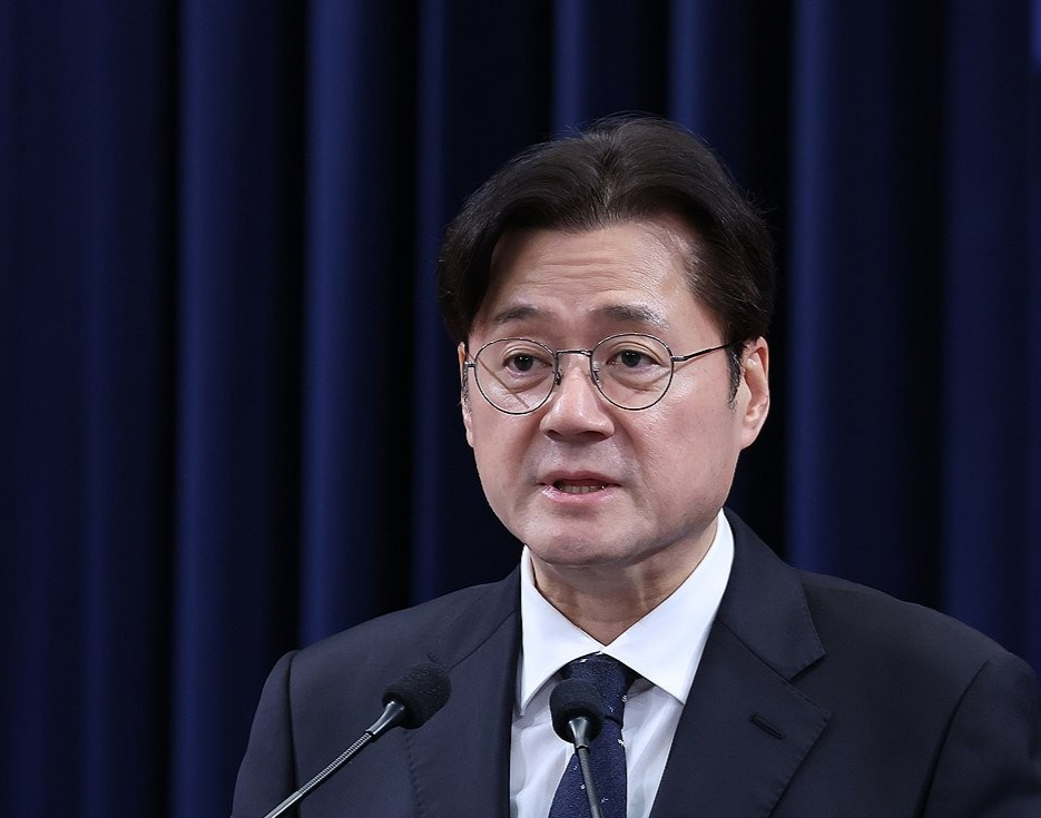 [속보]트럼프 파병 요청에 靑 정무수석 “일·영·프는 부정적, 우리도 상당한 숙고 필요”