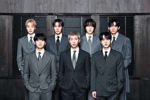 ‘왕의길’ 걸어 돌아오는 BTS… “서울이란 도시 자체가 공연의 서사”[10문10답]