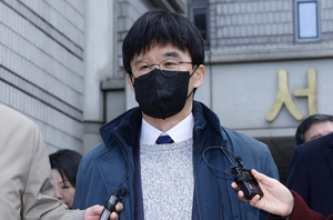 ‘법정모욕 혐의’ 김용현 변호인, 구속영장 기각