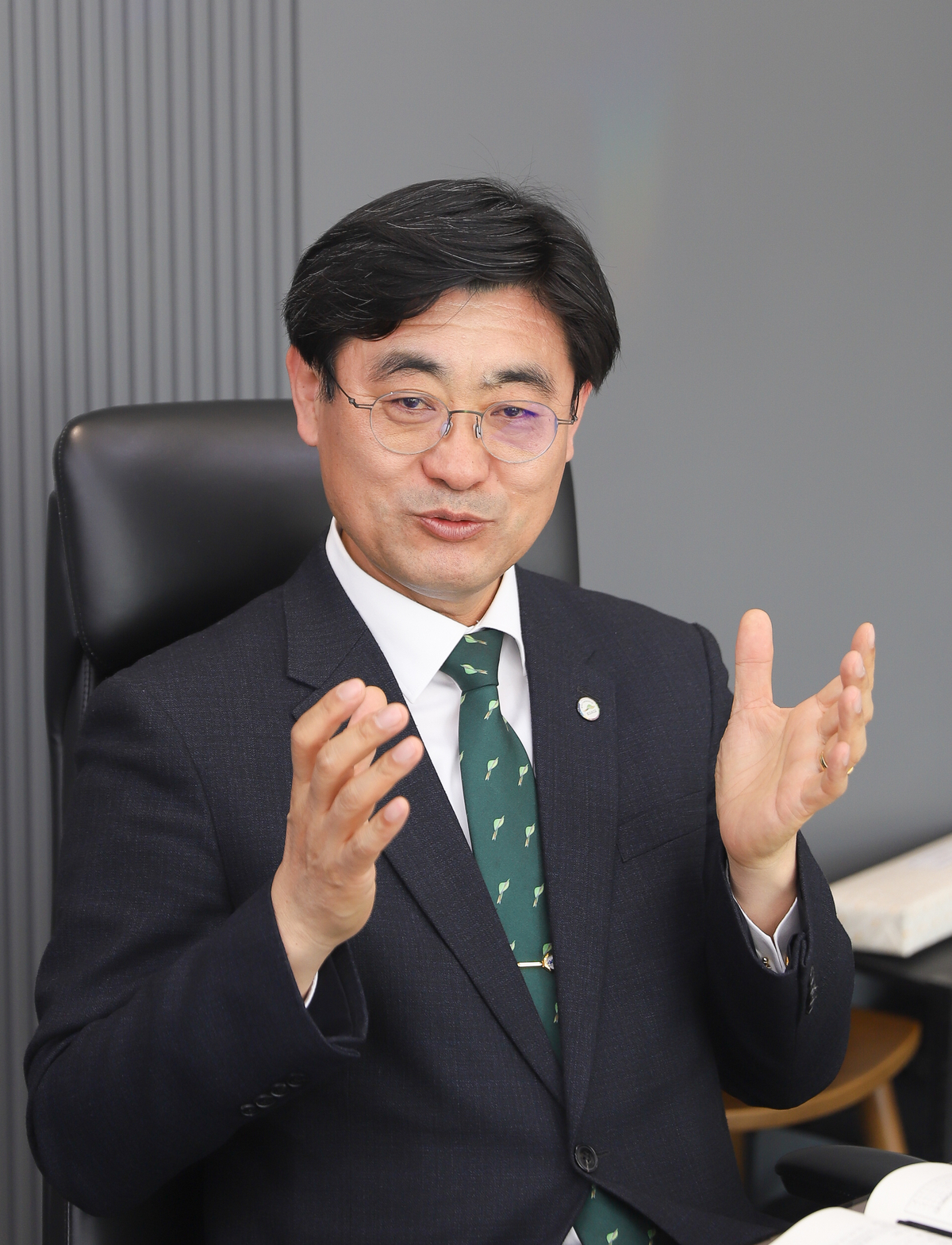 "산불피해지 복원전략 세계적 우수 사례로... 산림생물 다양성 보전에도... - 뉴스 썸네일 이미지