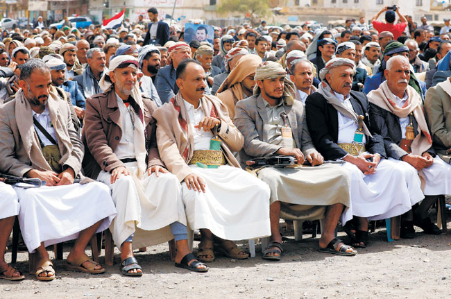 또 물러선 트럼프… 뒤에선 ‘하르그 점령’ 최후일격도 검토