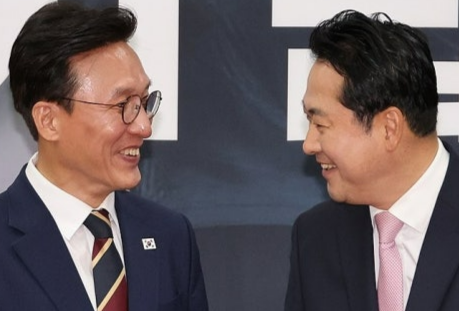 차기 지도자 與 김민석 14.5%·野 장동혁 18.2%-리서치웰