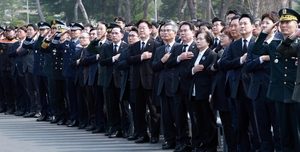 李대통령 “평화가 민생이자 최고의 안보”