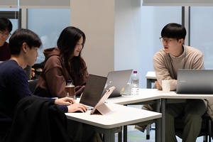 10개 대학과 ‘방산·우주 허브’… 중고생은 ‘과학노벨상’ 챌린지[‘청년도약 프로젝트’ 현장을 가다]