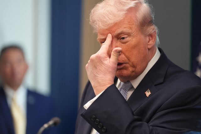 도널드 트럼프 미국 대통령이 6일 백악관에서 기자회견을 하고 있다. AP통신 뉴시스