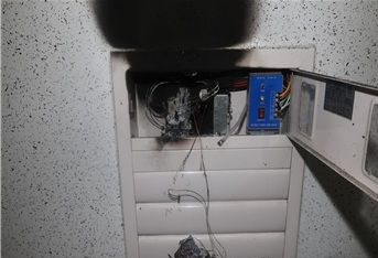 인천 구월동 오피스텔에서 발생한 화재로 불에 탄 제연댐퍼. 인천소방본부 제공 뉴시스