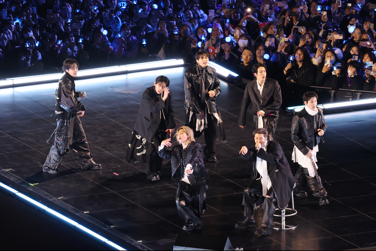 고양서 5만명 환호… BTS, 월드투어 대장정
