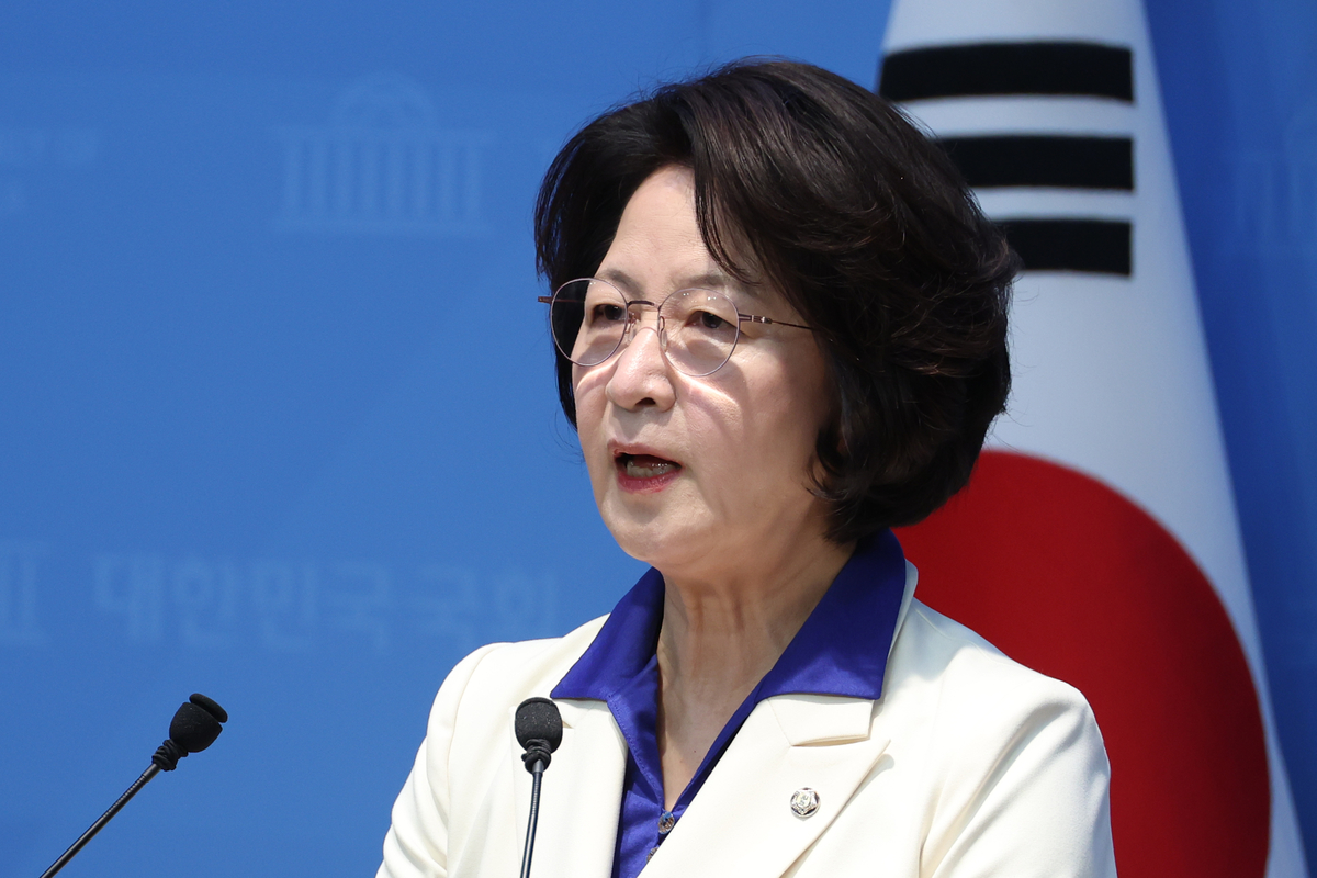 ‘李대통령-이스라엘 논쟁’에 대통령 지원사격 나선 민주당 인사들