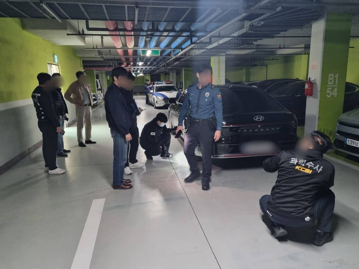 해프닝으로 끝나는 최민희 의원 타이어 젓가락 논란…경찰 “외부인 소행 정황 없어”
