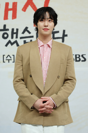 SBS ‘오늘도 매진했습니다’로 돌아온 안효섭, “고향 온 느낌”