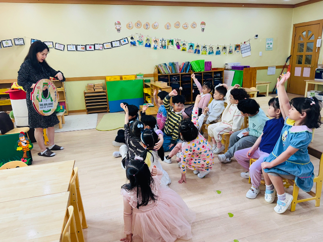 도봉구 지역 내 한 어린이집에서 흡연예방 교육이 이뤄지고 있다. 도봉구청 제공