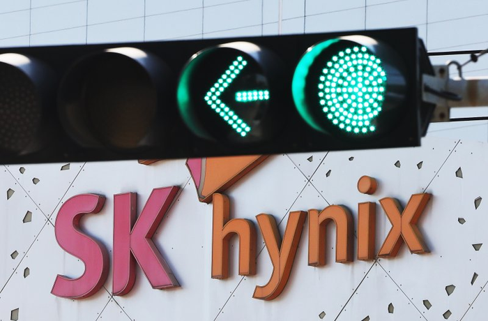 “하이닉스 성과급, 전국민이 향유해야”…황당 주장 공무원에 네티즌 반응은