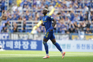 ‘2득점·1도움’ 폭발한 말컹, K리그1 8R MVP 선정