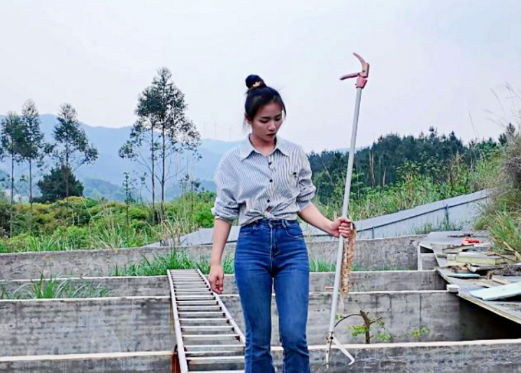 “사무직 때려치고 연2억 수익” 뱀고기 파는 30대女