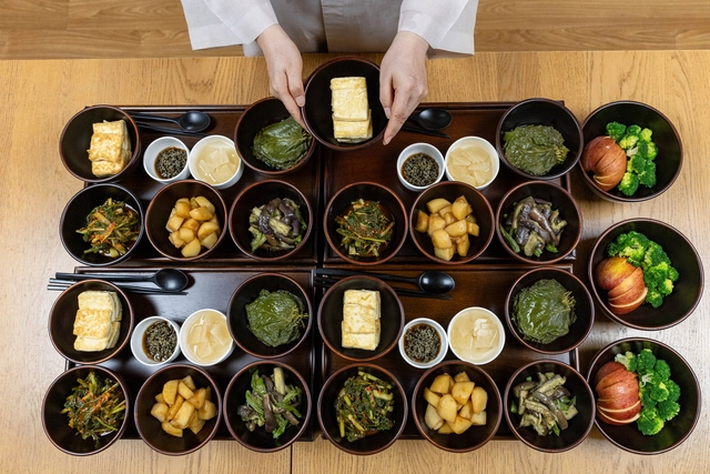진관사의 사찰음식 차림. 불교문화사업단 제공