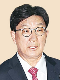 ‘통일교자금 1억 수수 혐의’ 권성동, 항소심도 징역 2년