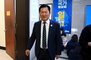 양구 성비위·종로 돈봉투·강북 식비대납… 민주 ‘공천 잡음’ 당혹