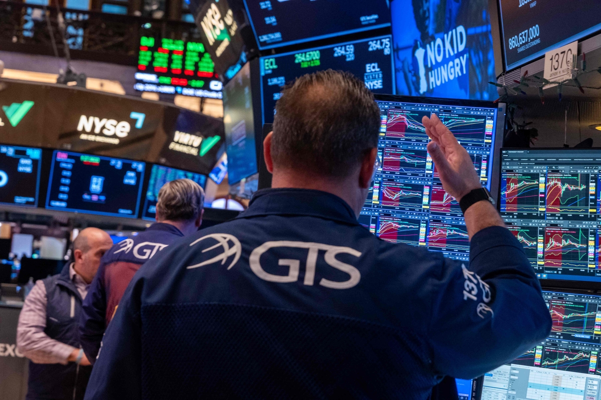 종전협상 기대감·AI 호실적에…美 S&P500·나스닥 또 사상 최고치