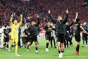 뮌헨 잡은 PSG,‘챔스리그 2연패’ 한 발 남았다