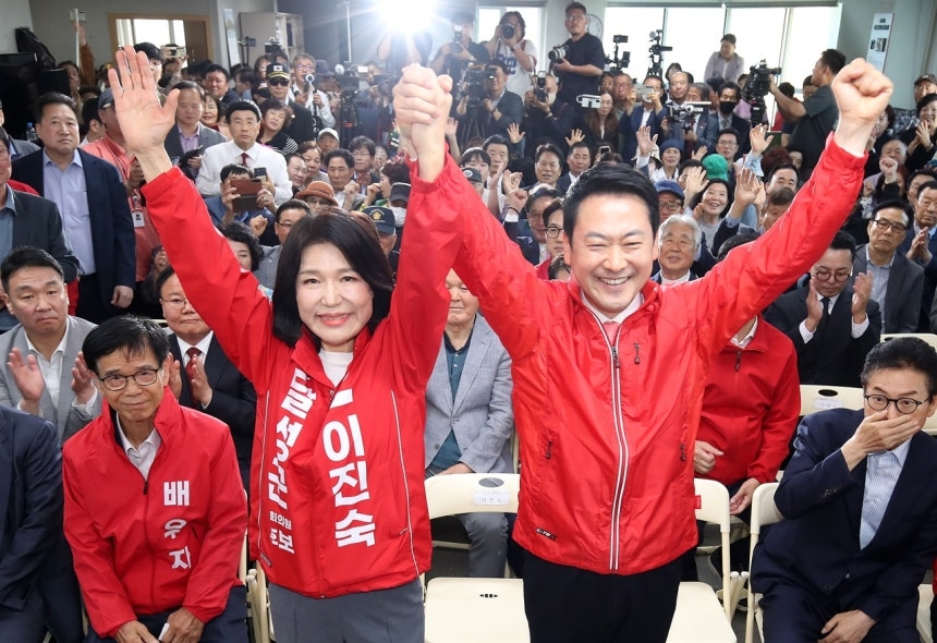 장동혁, 이진숙 개소식서 “올 국감 최고스타 예약”