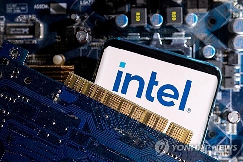 WSJ 반도체랠리 진단…“닷컴버블과는 달라 이익기반…과열은 경계”