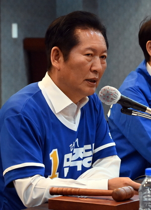 민주, 강원서 첫 선대위 회의… 국힘은 ‘장동혁 포함’ 선대위 출범할듯