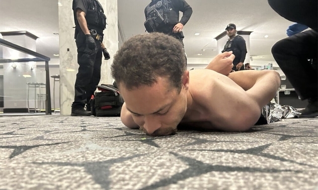 ‘무죄’주장한 트럼프 참석 만찬행사 총격 용의자
