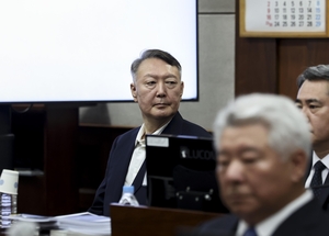 [속보]서울고법, ‘내란우두머리 혐의’ 尹 항소심 첫 공판 녹화중계 허가