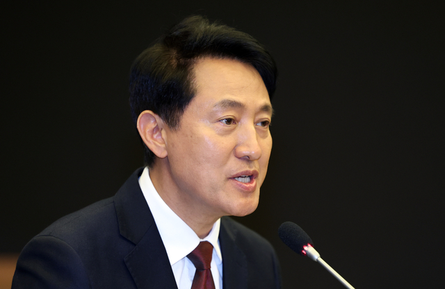 오세훈 국민의힘 서울시장 후보가 지난 14일 서울 중구 대한상공회의소에서 열린 서울시장 후보 초청 편집인협회 포럼에서 발언하고 있다. 뉴시스