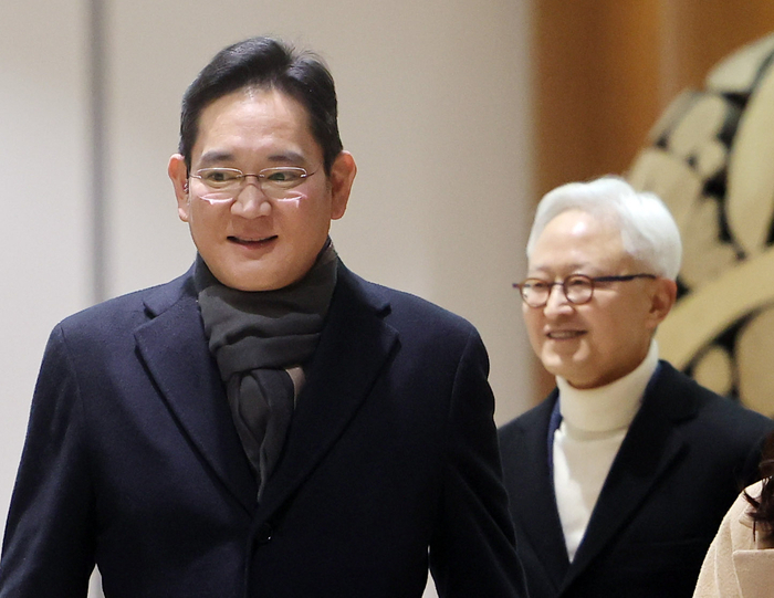 삼성 경계현 고문 “내년 하반기 메모리값 하락”