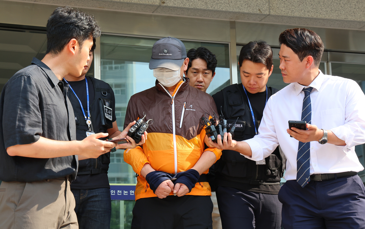 생일상 차려준 아들 사제총으로 살해 60대, 2심서도 무기징역