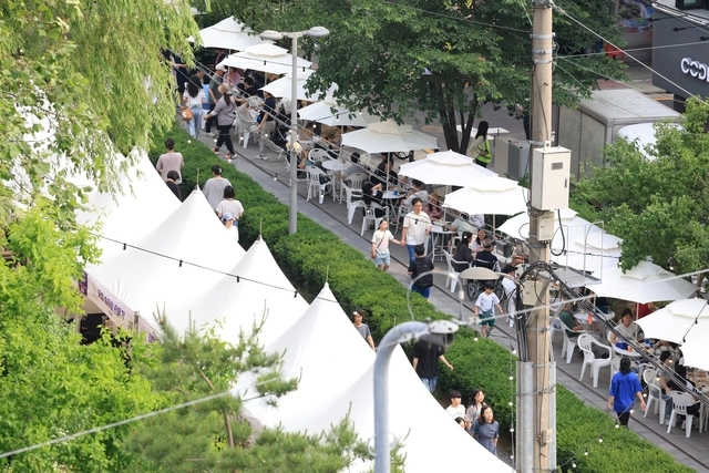 지난해 경춘선공릉숲길 커피축제 쉼터 구간 모습. 노원구청 제공