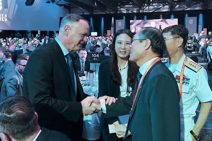 South Korea and Canada Strengthen Defense Cooperation for Submarine Project Bid